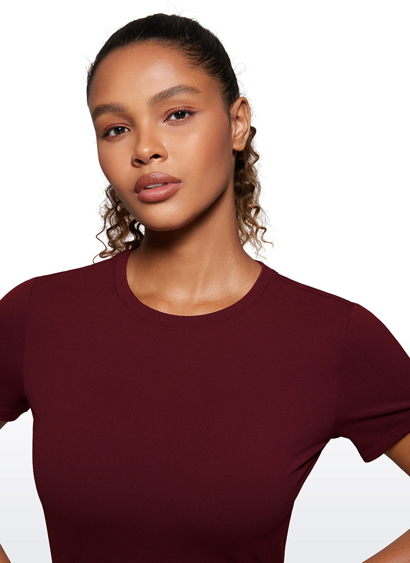 CRZ YOGA Atasan Yoga Classic Fit Butterluxe Lengan Pendek Crop Wanita Red Merlot