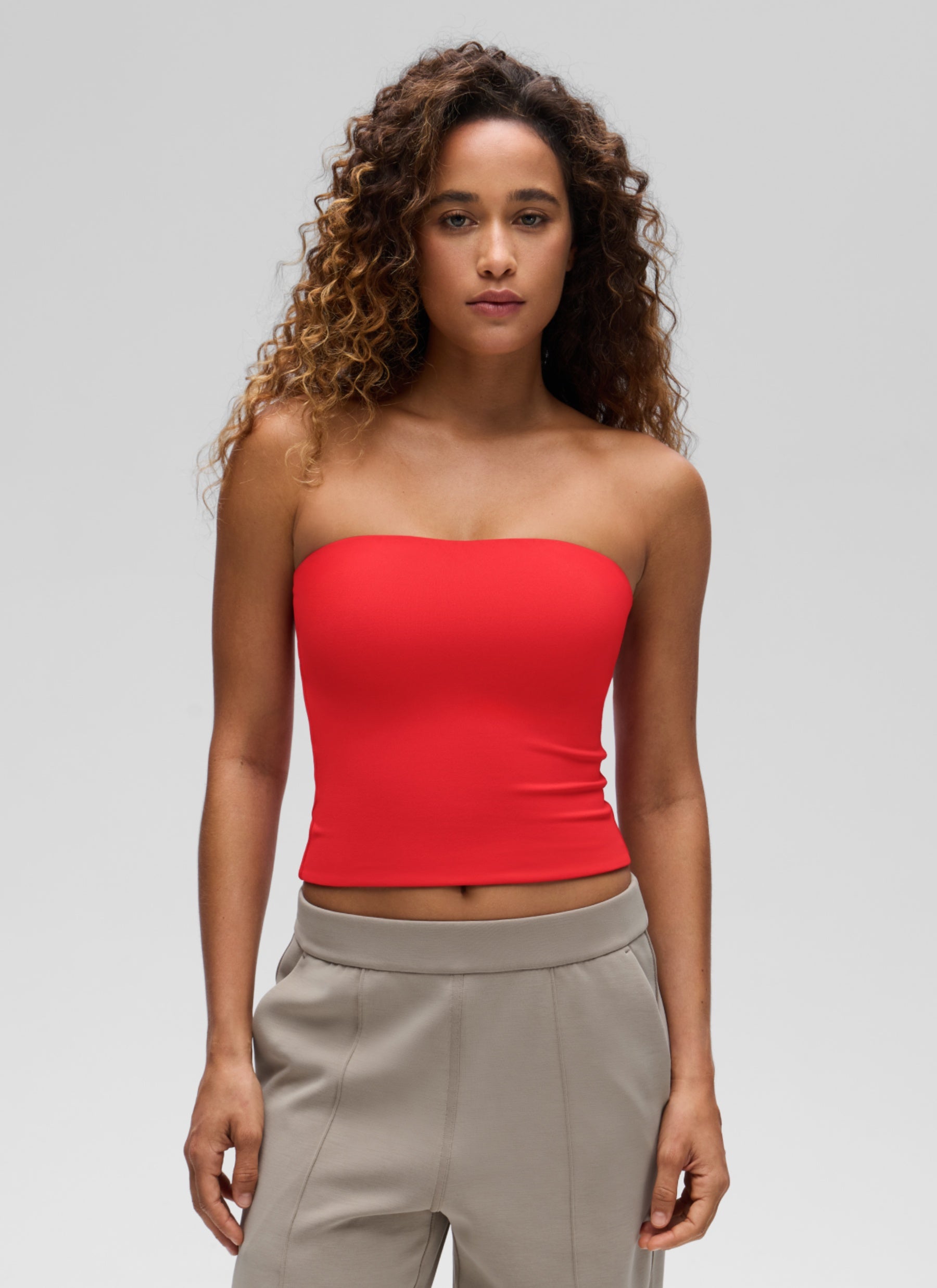 CRZ YOGA Atasan Wanita Santai dengan Potongan Ketat Tanpa Tali ( Butterluxe ) Warna Merah Tua