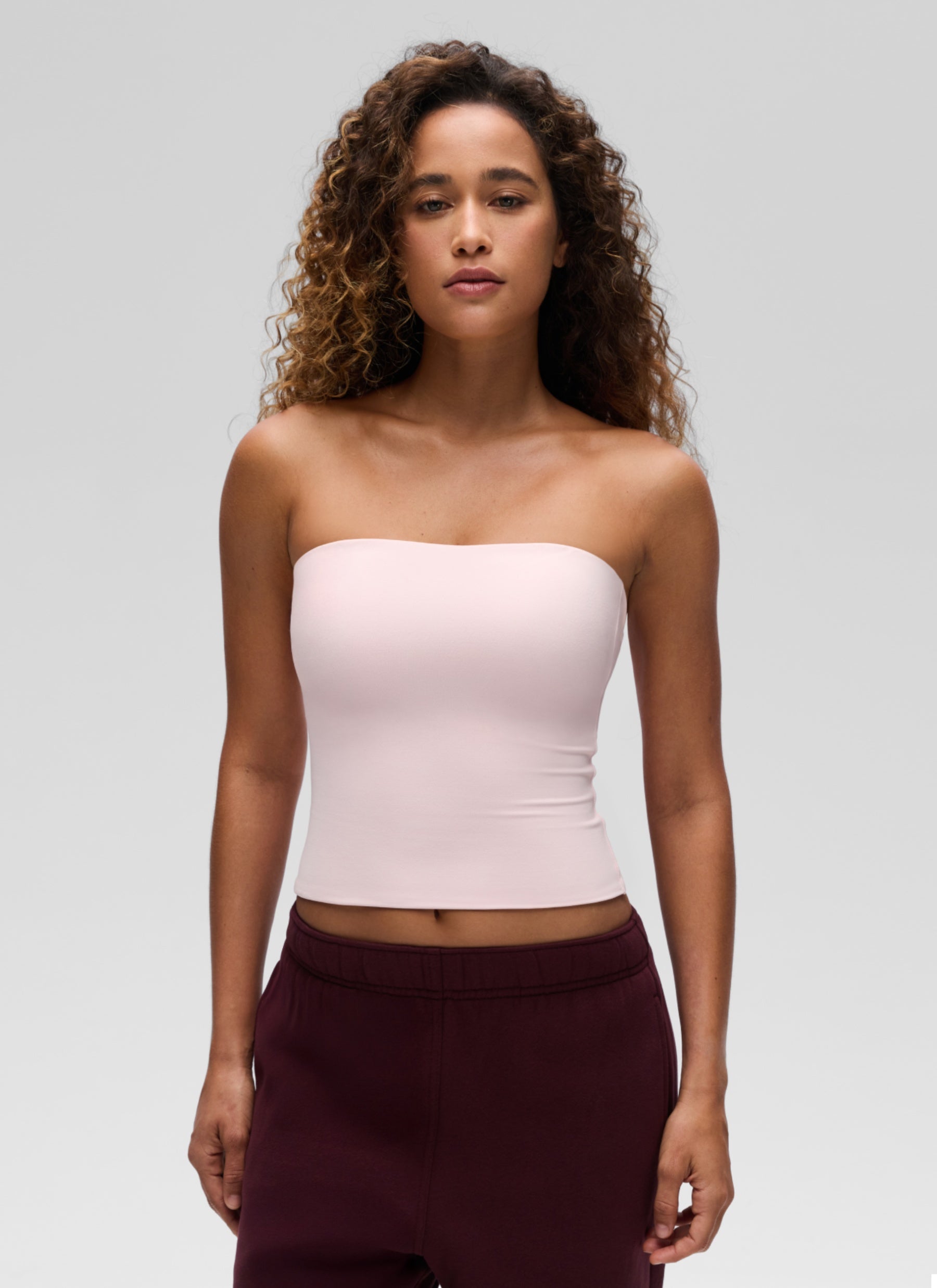 CRZ YOGA Atasan Wanita Kasual Tanpa Tali dengan Potongan Ketat " Butterluxe " Warna Strawberry Pink