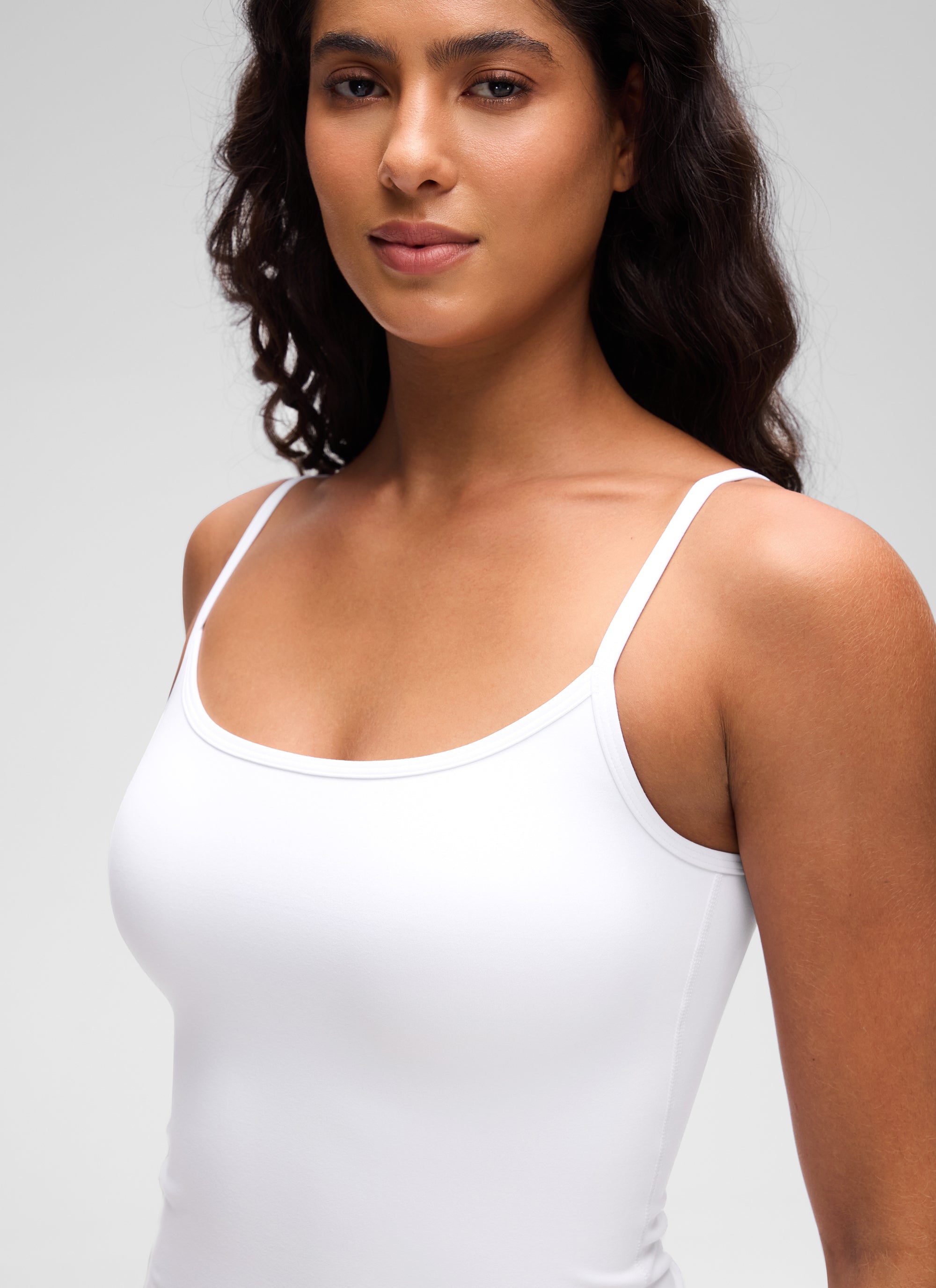 CRZ YOGA Kaos Tanktop Wanita " Butterluxe " Gaya Kasual, Leher Bulat, Punggung Berbentuk U, Lapisan Ganda, Warna Putih