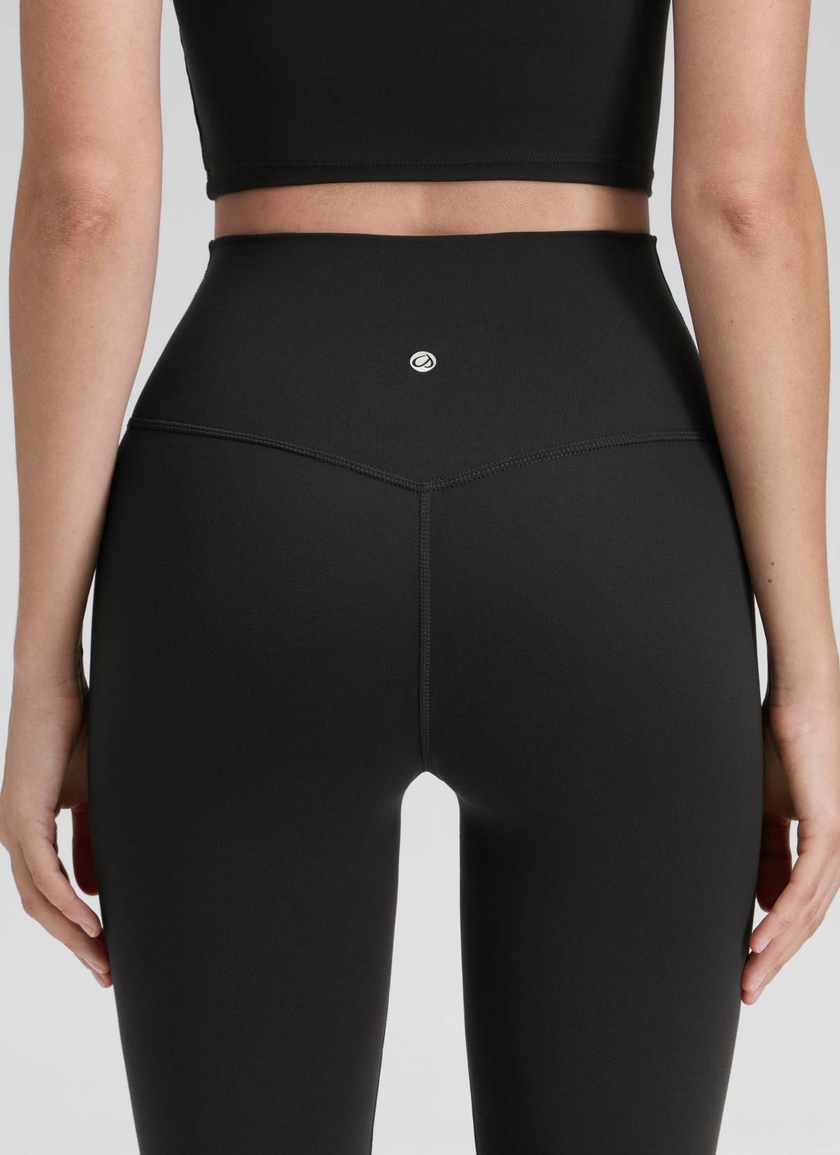 CRZ YOGA Legging Wanita dengan Motif " Butterluxe " V-Crossover, Pinggang Tinggi, dan Potongan Melebar 31