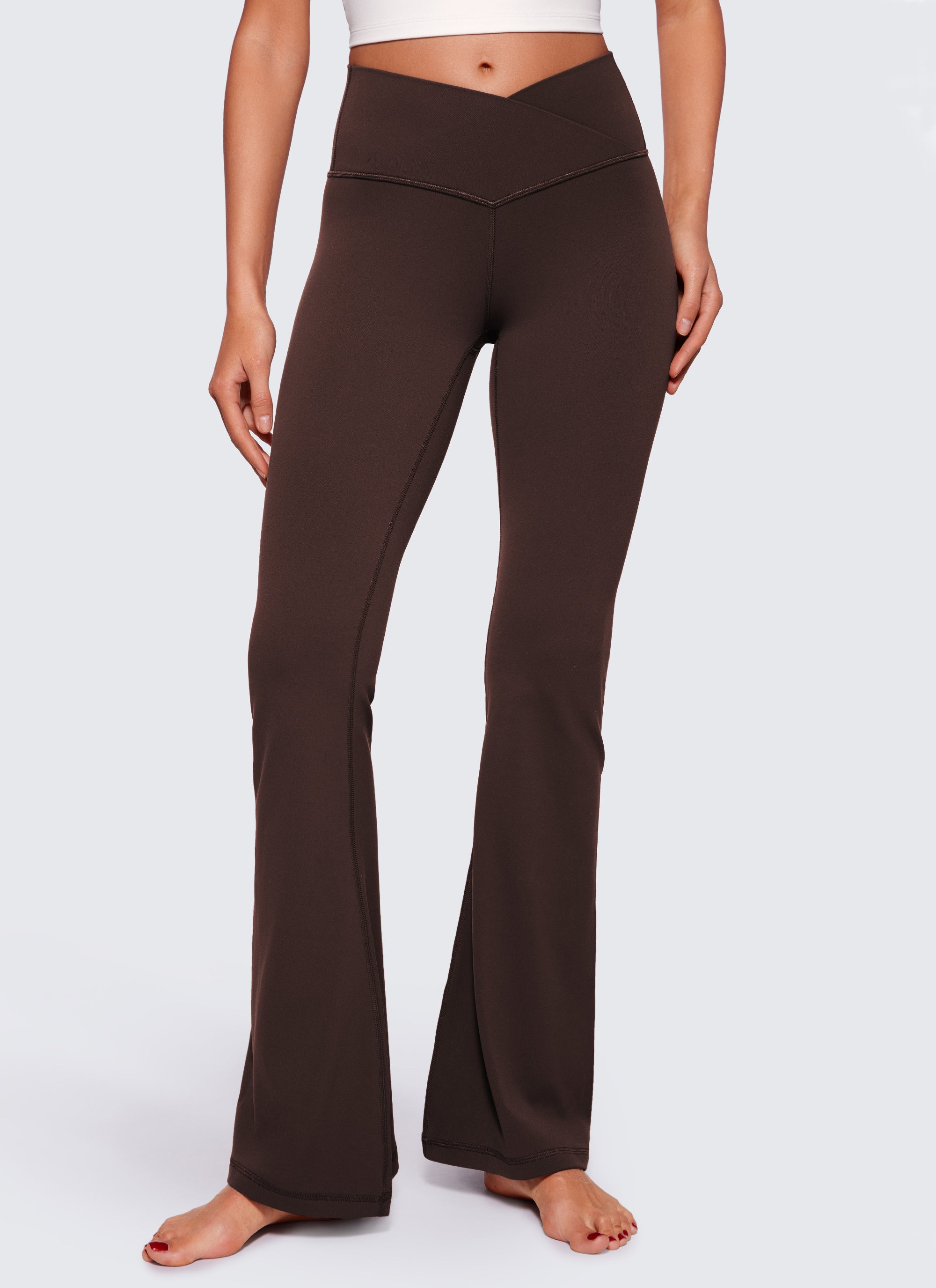 Butterluxe Legging Crossover Berpotongan Lebar 33''