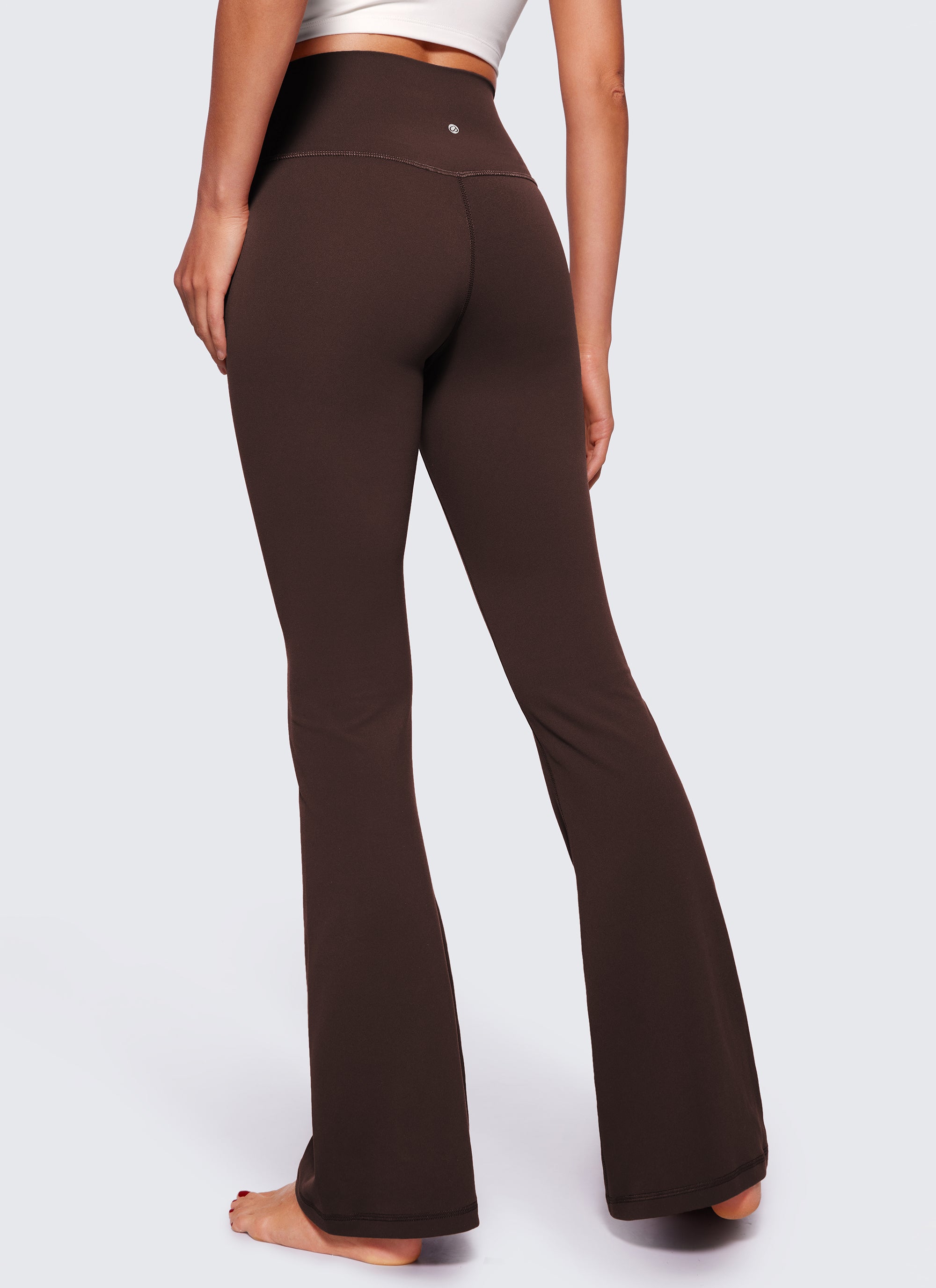 Butterluxe Legging Crossover Berpotongan Lebar 33''