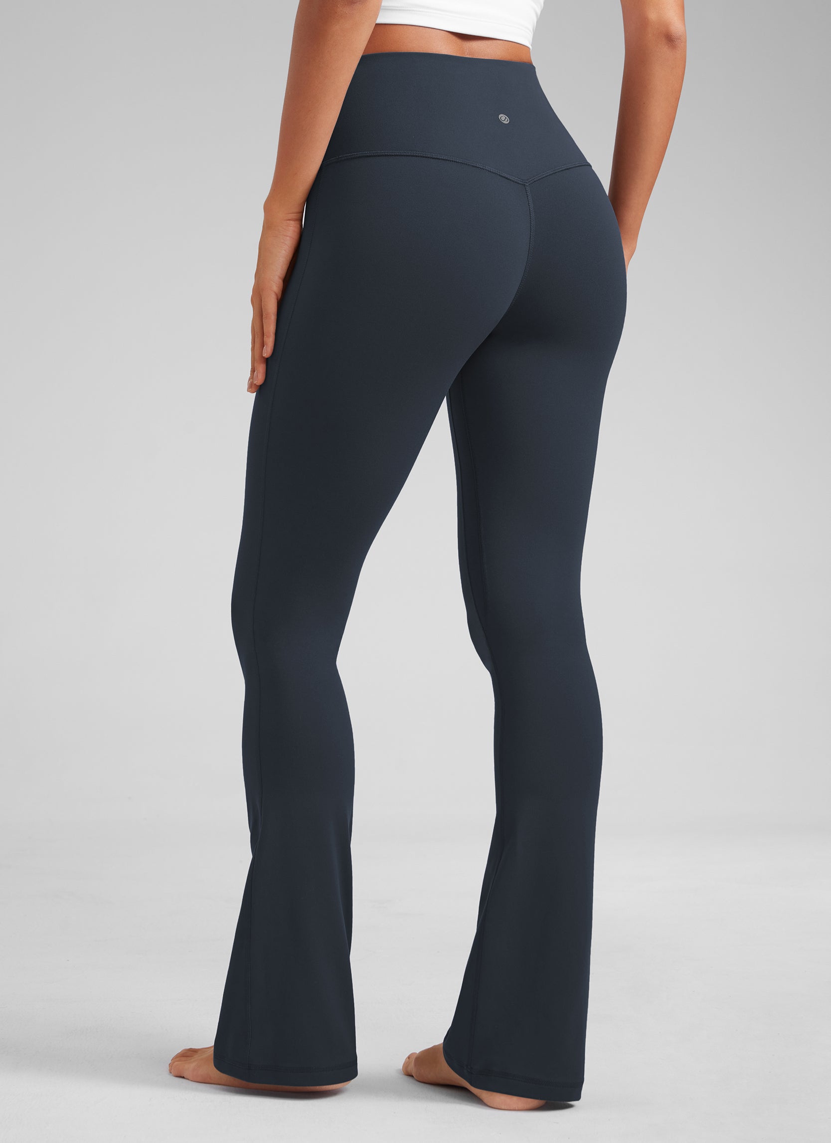 Legging Mini Suar Saku Pinggang Tinggi Butterluxe Wanita CRZ YOGA 81 cm