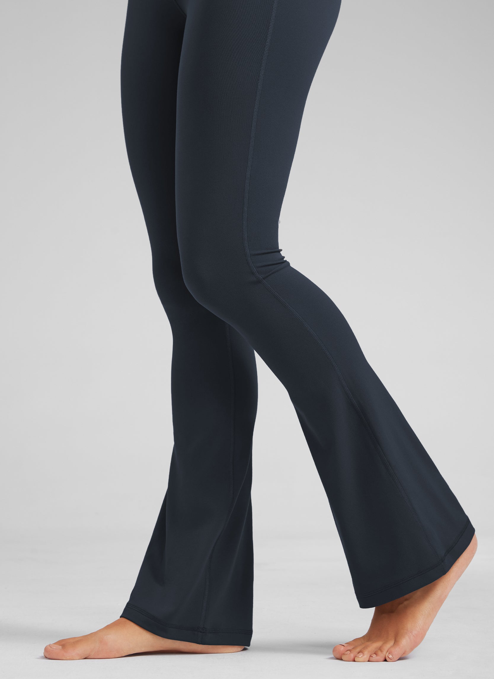 Legging Mini Suar Saku Pinggang Tinggi Butterluxe Wanita CRZ YOGA 81 cm