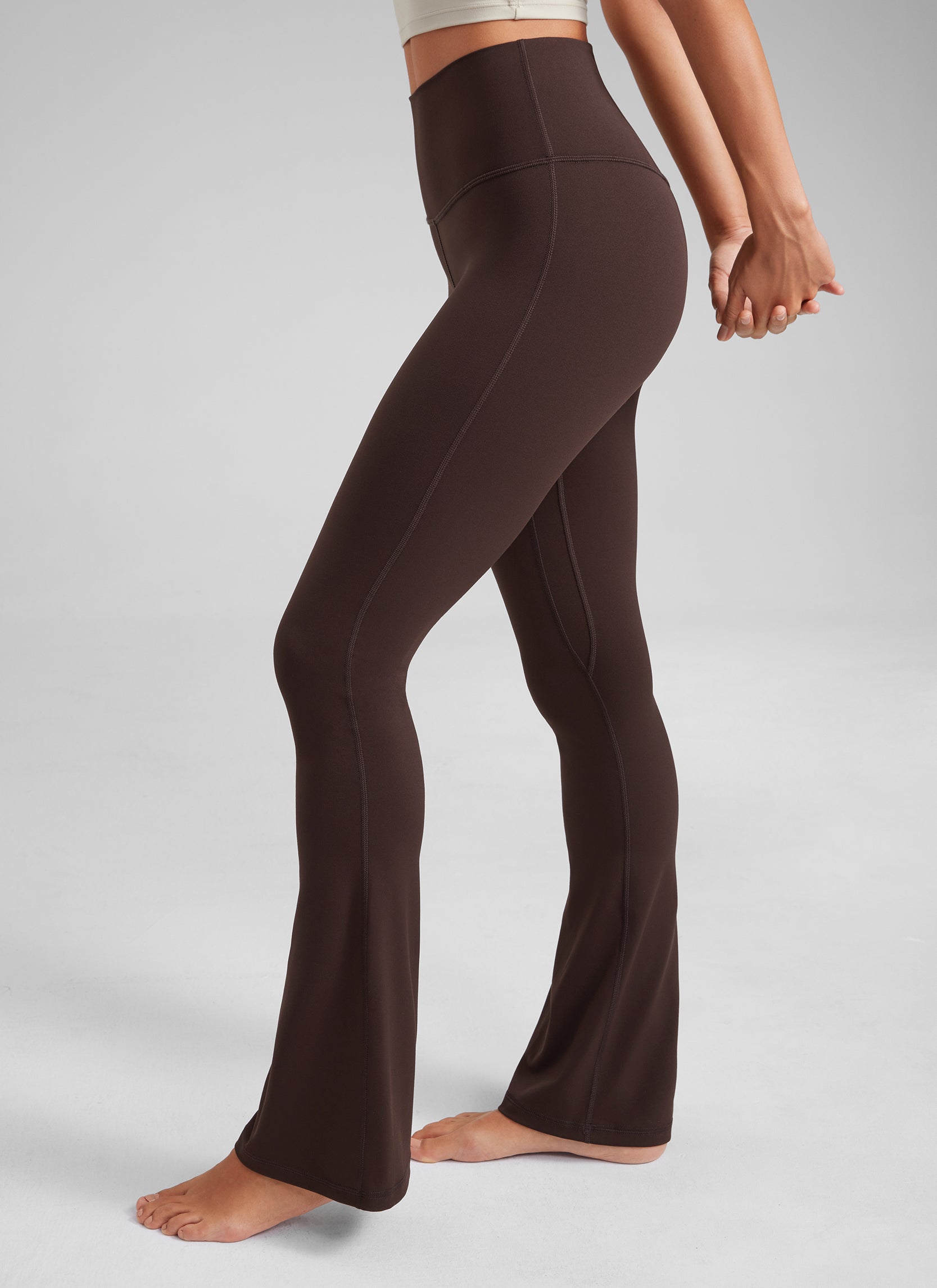 Legging Mini Suar Saku Pinggang Tinggi Butterluxe Wanita CRZ YOGA 81 cm