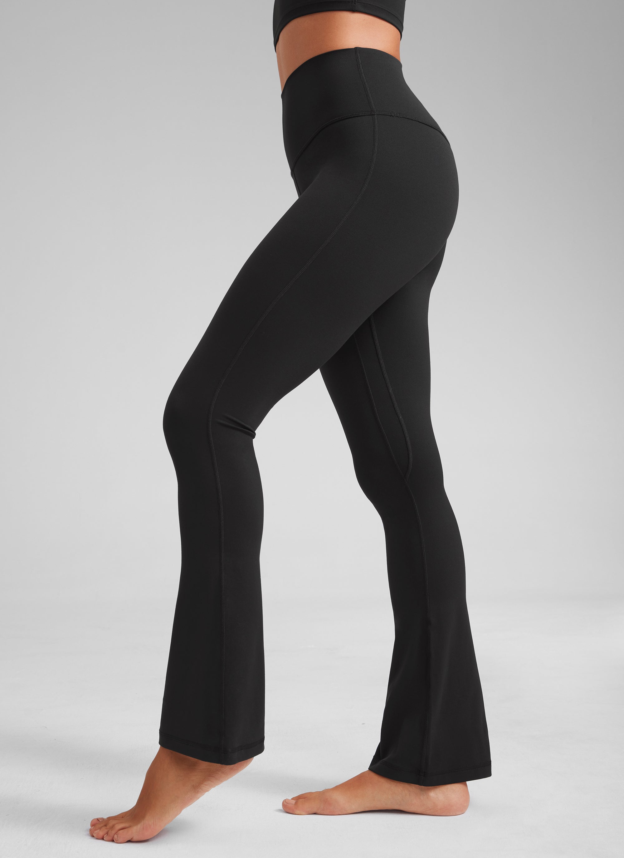 CRZ YOGA Wanita Butterluxe  Legging Mini Berpinggang Tinggi dengan Saku dan Potongan Kaki Melebar 30