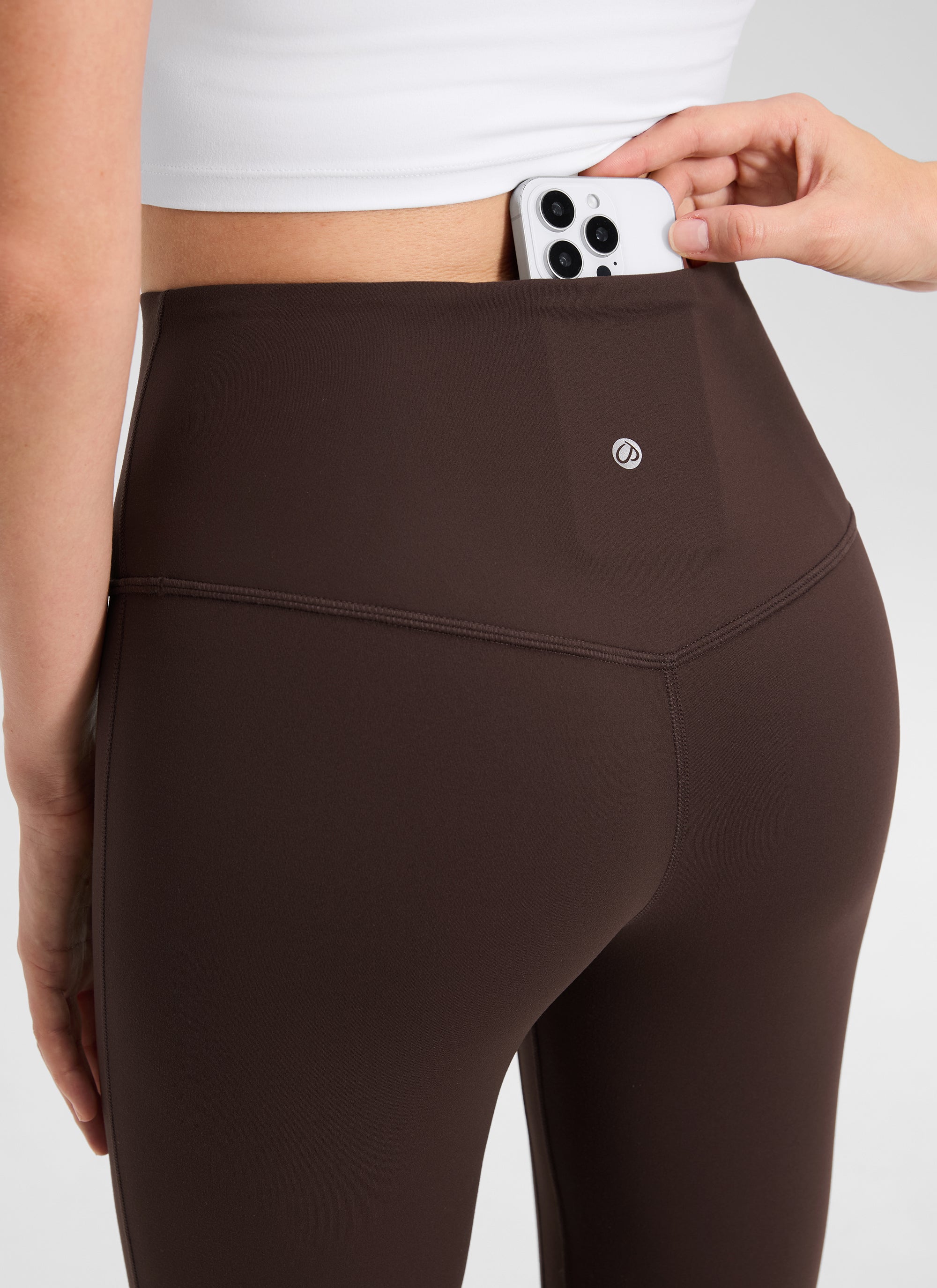 CRZ YOGA Wanita Butterluxe  Legging Mini Berpinggang Tinggi dengan Saku dan Potongan Kaki Melebar 30
