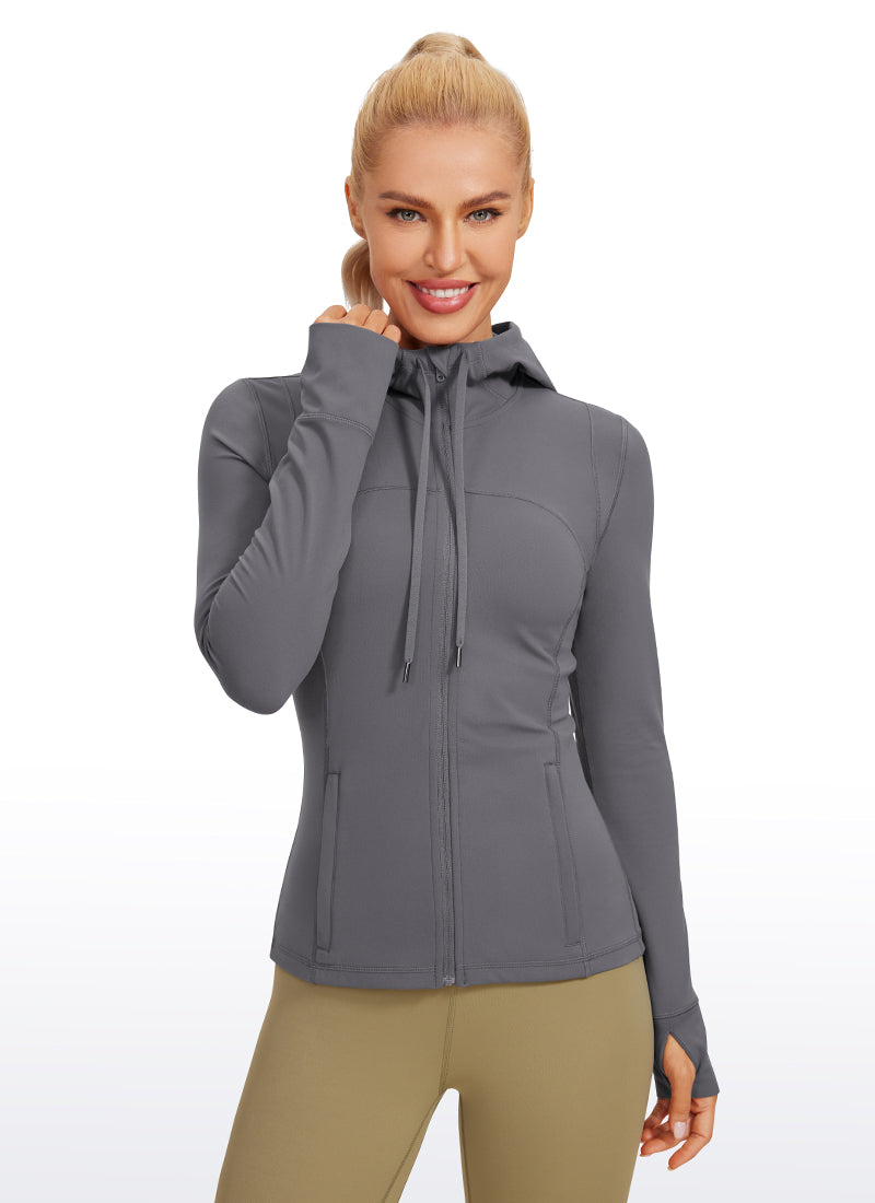 CRZ YOGA Hoodie Wanita dengan Ritsleting Penuh, Potongan Slim Fit, Saku, dan Motif " Butterluxe ", Warna Dark Carbon