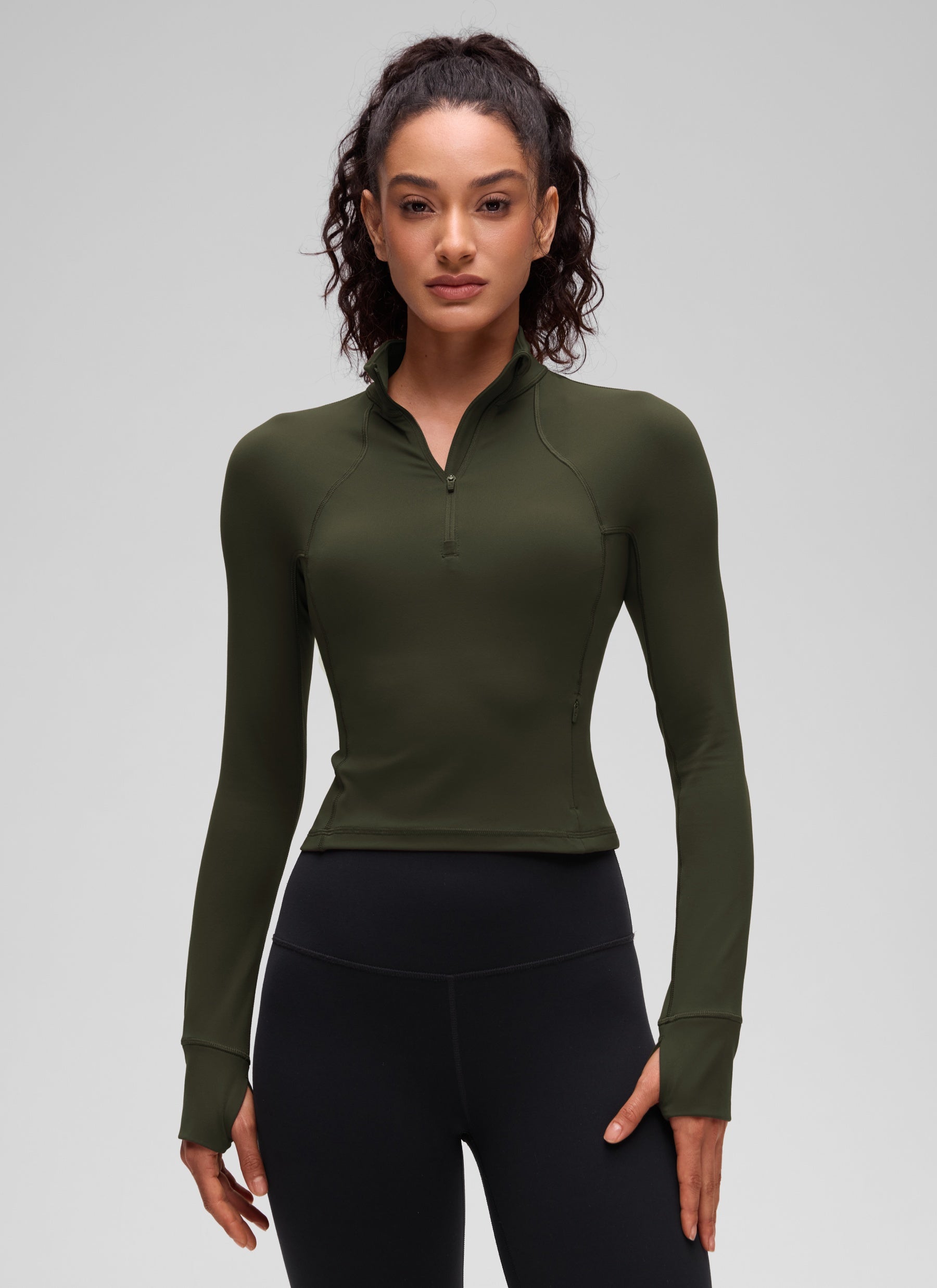CRZ YOGA Atasan Yoga Wanita Model Slim Fit Butterluxe Lengan Panjang dengan Ritsleting Setengah, Warna Hijau Zaitun