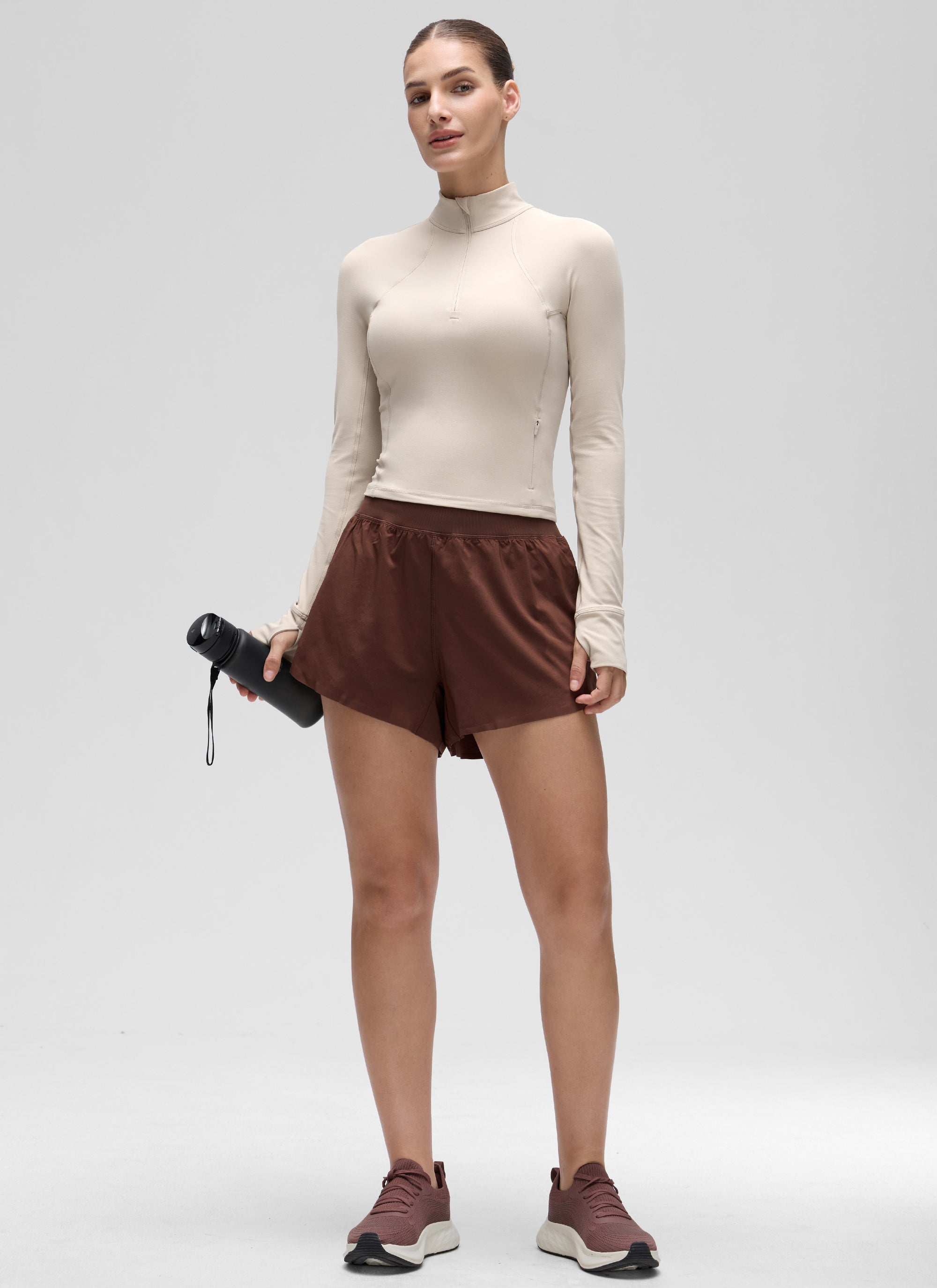 CRZ YOGA Atasan Yoga Wanita Model Slim Fit " Butterluxe " Lengan Panjang dengan Ritsleting Setengah, Warna Mojave Tan