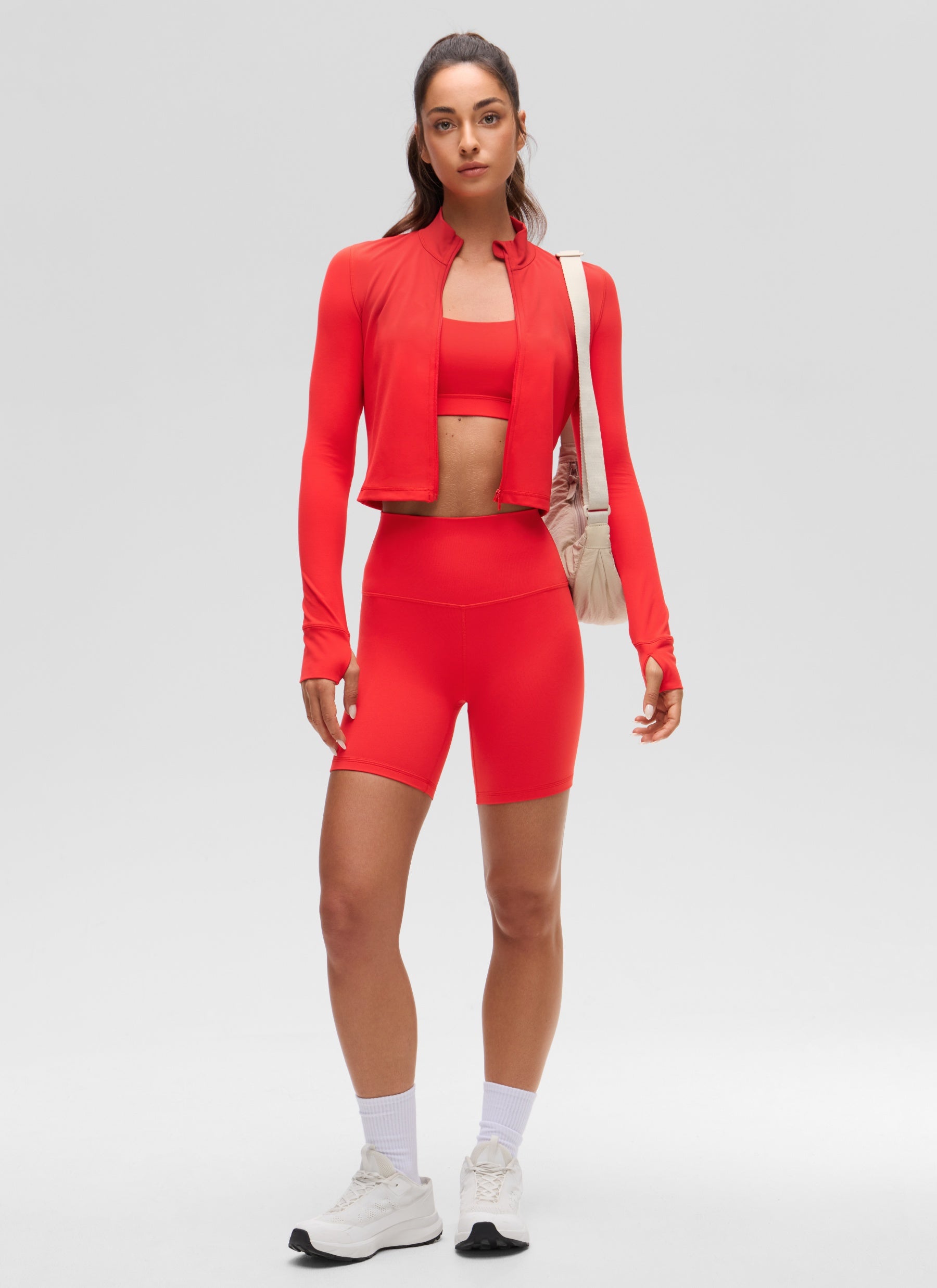 CRZ YOGA Jaket Luar Pendek Wanita dengan Resleting Penuh " Butterluxe " Warna Merah Tua