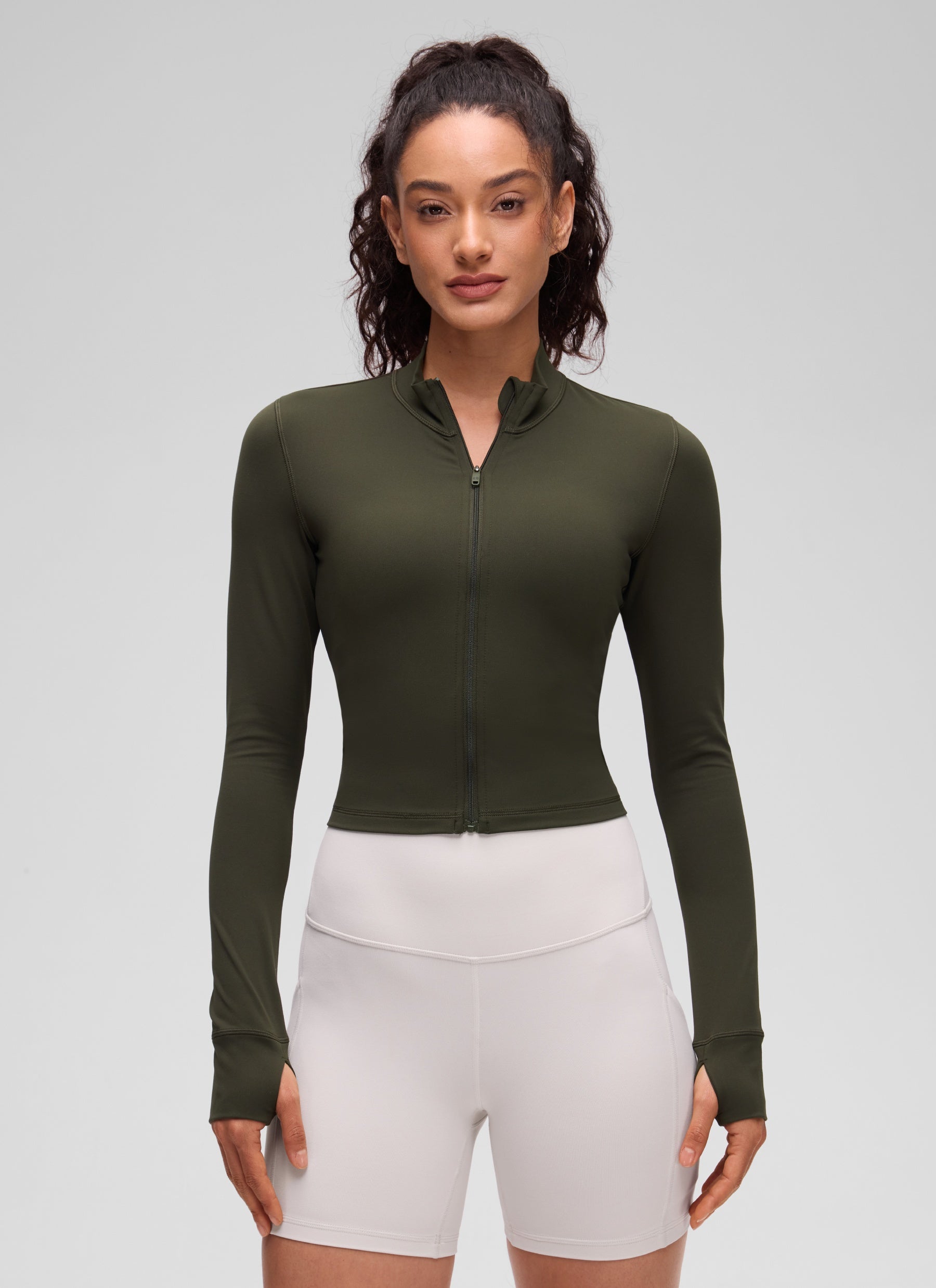 CRZ YOGA Jaket Luar Pendek Wanita dengan Ritsleting Penuh " Butterluxe " Warna Hijau Zaitun