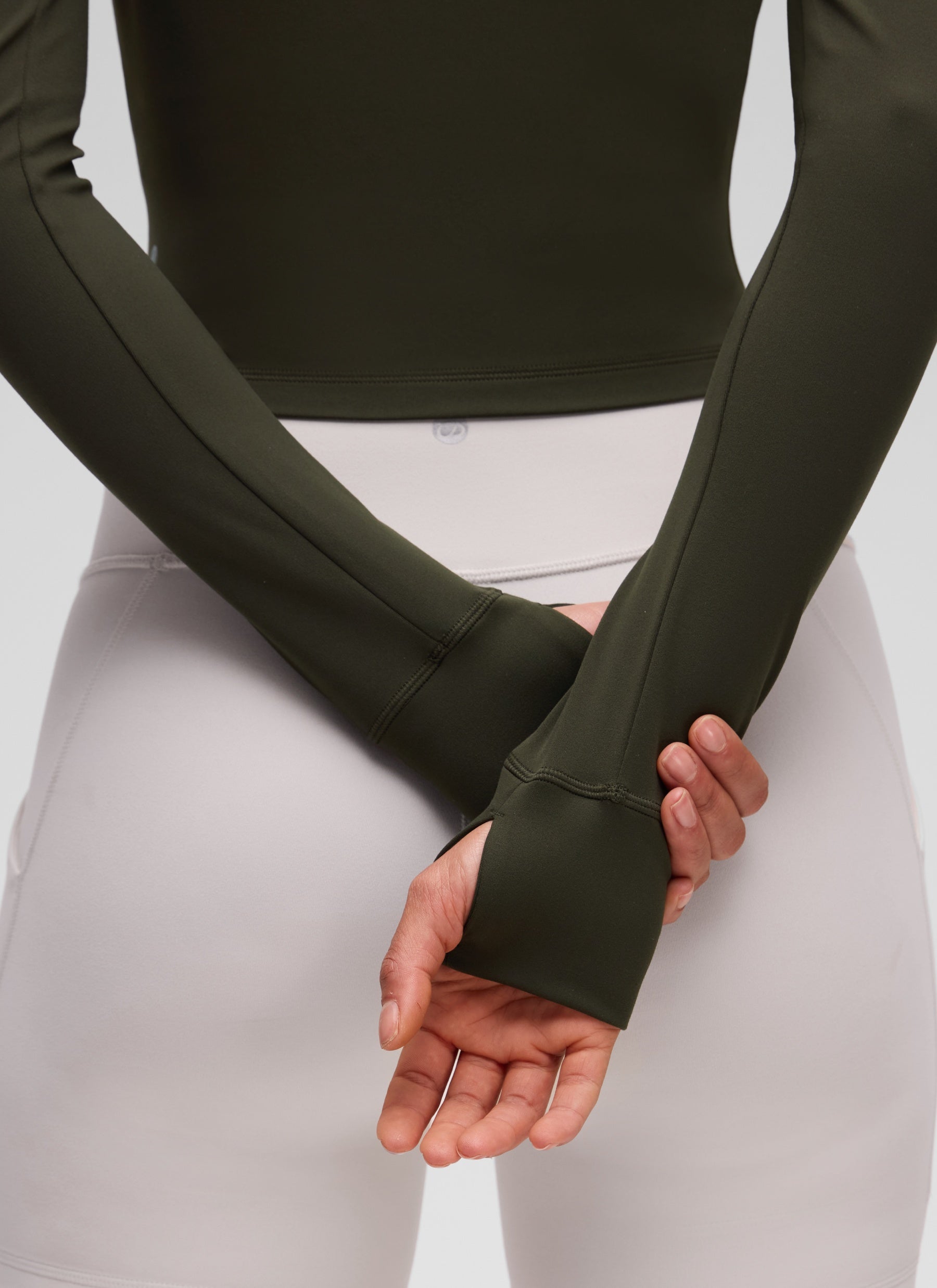 CRZ YOGA Jaket Luar Pendek Wanita dengan Ritsleting Penuh " Butterluxe " Warna Hijau Zaitun