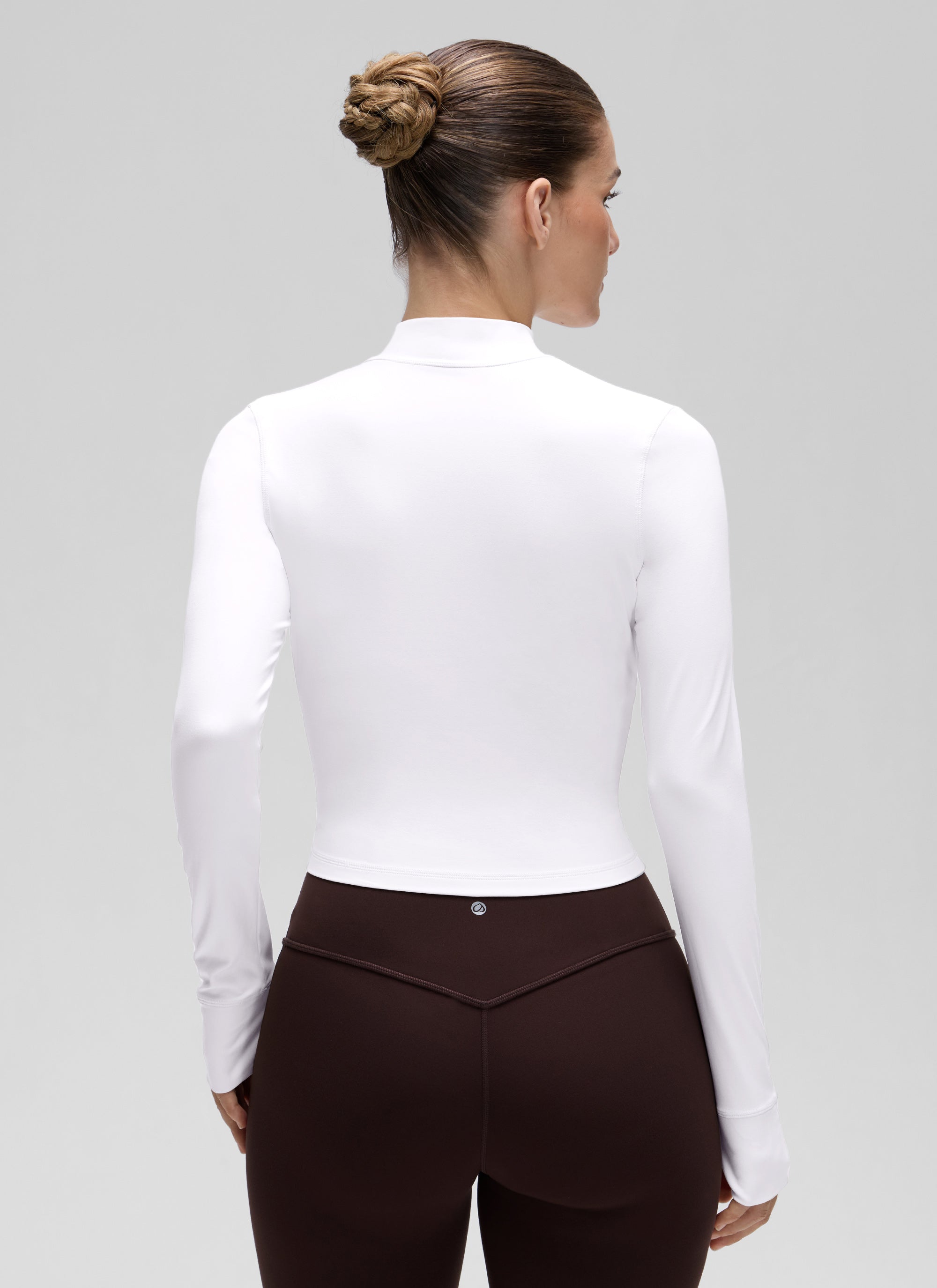 CRZ YOGA Jaket Luar Pendek Wanita dengan Ritsleting Penuh " Butterluxe " Warna Putih