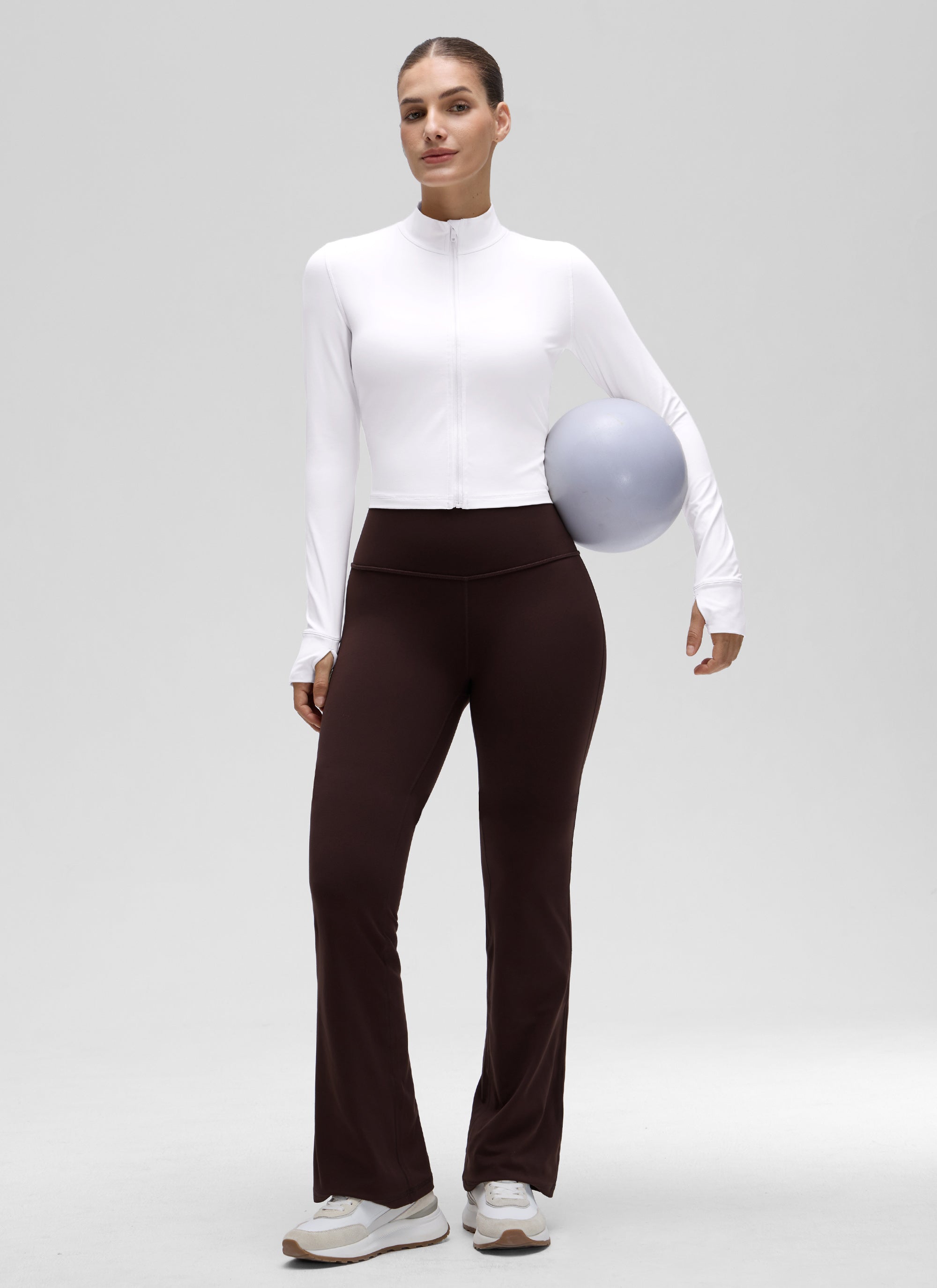 CRZ YOGA Jaket Luar Pendek Wanita dengan Ritsleting Penuh " Butterluxe " Warna Putih