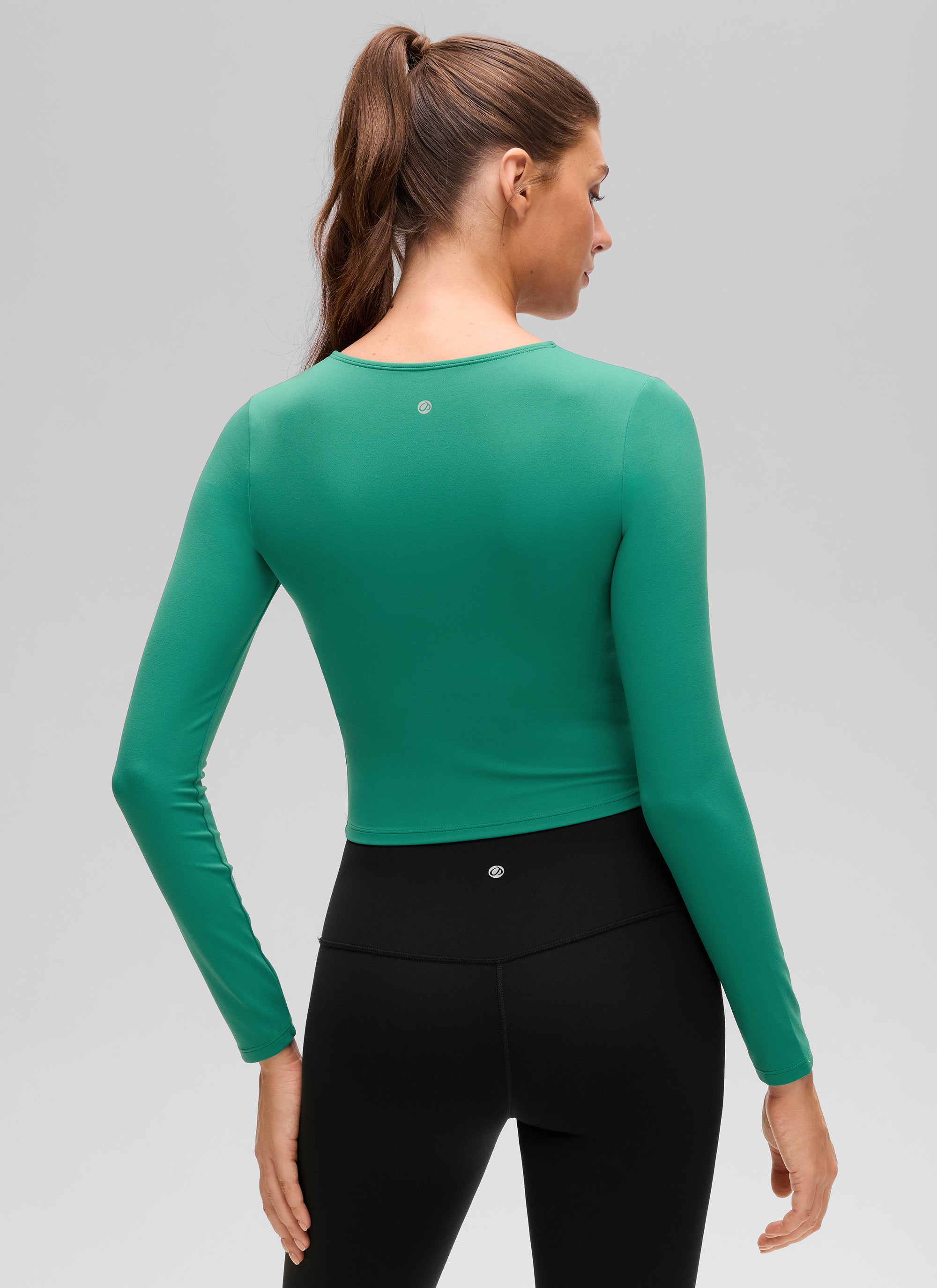 Butterluxe CRZ YOGA Atasan Yoga Wanita Slim Fit, Model Crop, Lengan Panjang, Jahitan Depan, Warna Cascadia Green